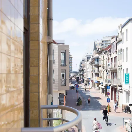 Lila 23 1 Arnoud * Blankenberge